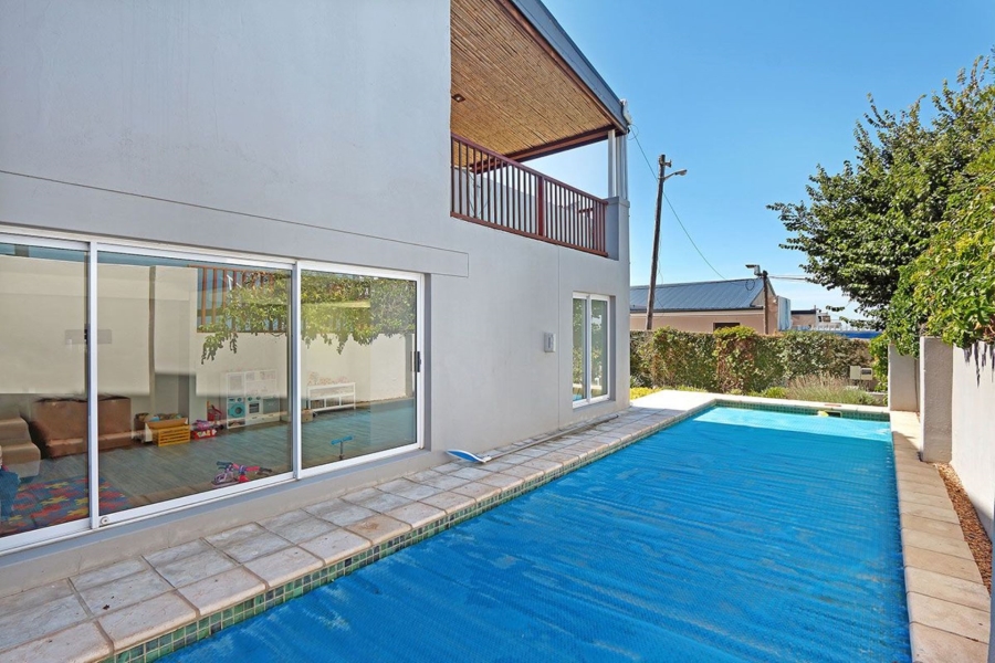 3 Bedroom Property for Sale in Woodstock Western Cape